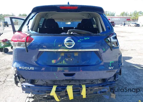 2018 Nissan Rogue Sv z USA, uszkodzony, nr VIN KNMAT2MT0JP545605